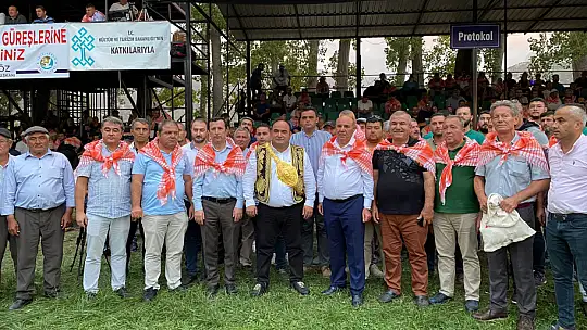 BAYRAM ÖNDER AKDENİZLİ ÜÇÜNCÜ KEZ GÜREŞ AĞASI OLDU