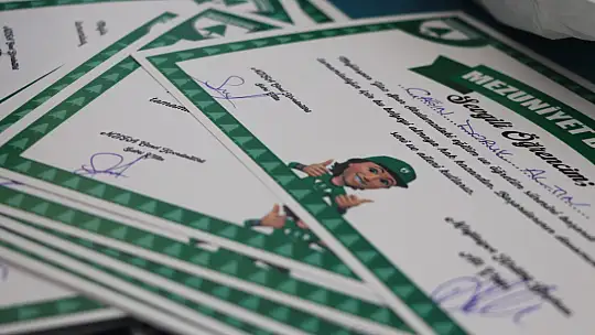 MUĞLASPOR YAZ FUTBOL OKULU'NUN MEZUNİYET TÖRENİ YAPILDI