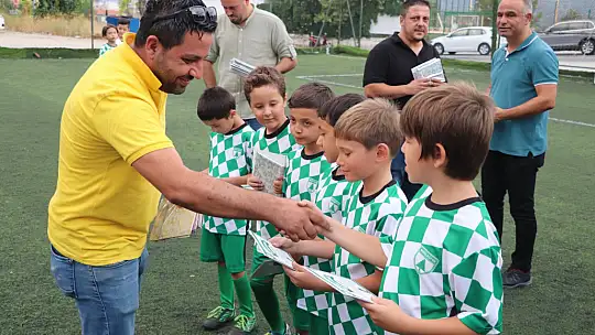 MUĞLASPOR YAZ FUTBOL OKULU'NUN MEZUNİYET TÖRENİ YAPILDI