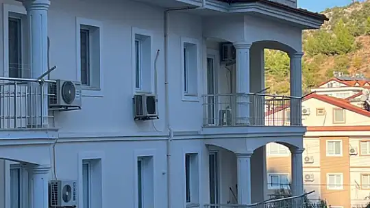 EVİN ÇATI KATINDA YANGIN ÇIKTI