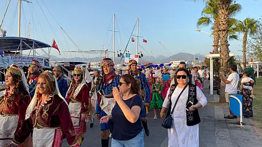 FETHİYE SPORFEST, KORTEJ YÜRÜYÜŞÜ İLE BAŞLADI