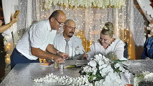 NİKAHI BAŞKAN KARACA KIYDI