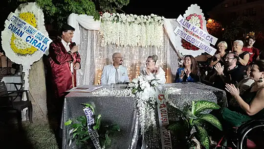 NİKAHI BAŞKAN KARACA KIYDI