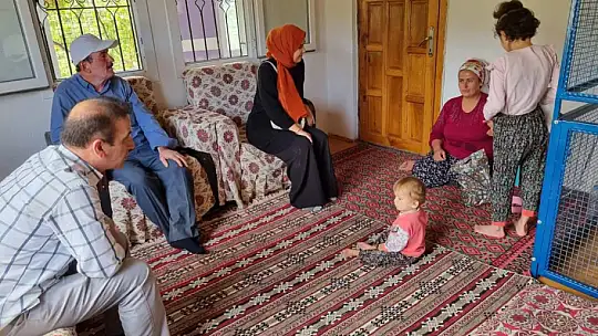 AK PARTİ'DEN EV ZİYARETLERİ