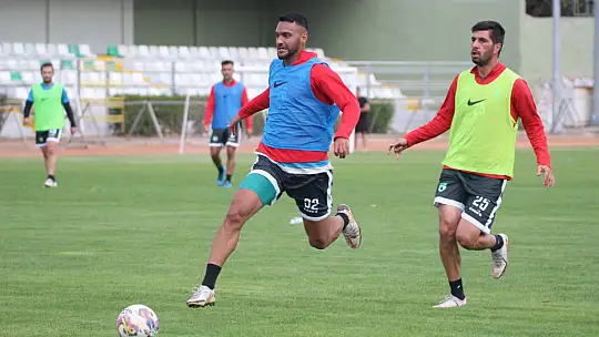 ERMAŞ MUĞLASPOR TİRE KARŞISINDA