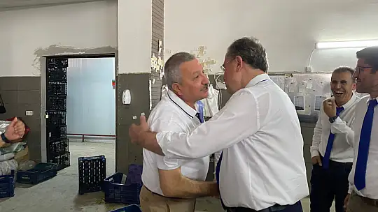 MAVİ GRUP BAŞKAN ADAYI ÇIRALI HAL ESNAFINI ZİYARET ETTİ