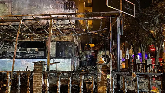 OTEL ALEVLERE TESLİM OLDU