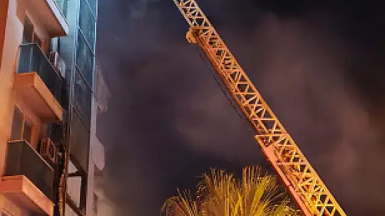 OTEL ALEVLERE TESLİM OLDU