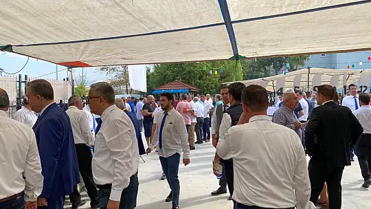 BAŞKAN ÇIRALI OYUNU KULLANDI