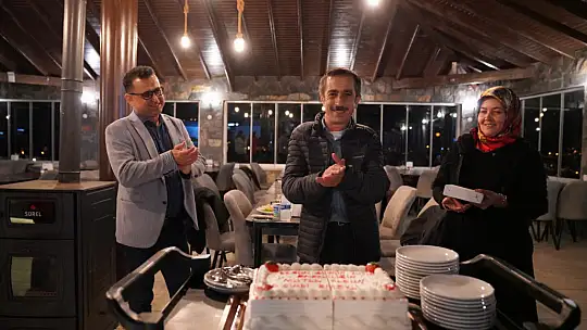 BAŞKAN OTGÖZ'DEN EMEKLİ PERSONELE TEŞEKKÜR