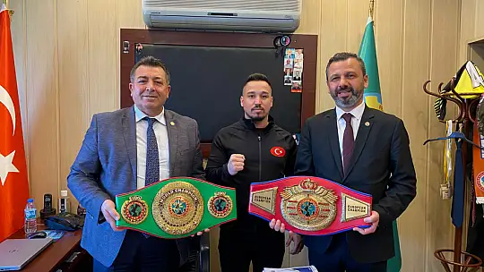 KARAYİĞİT, 'FOTOĞRAF ÇEKİNİP HADİ EYVALLAH KUBİLAY DEMEDİK'