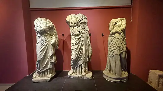 FETHİYE MÜZESİ MÜDÜRÜ DENİZ ONGUN, 'YENİ YAPILACAK MÜZEYİ, YAŞAYAN BİR MÜZE HÂLİNE GETİRMEK İSTİYORUZ'  