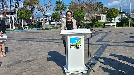 BEŞKAZA MEYDAN'INDA ÇELENK KOYMA TÖRENİ