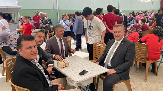 Kermese katılım ve ilgi yoğun