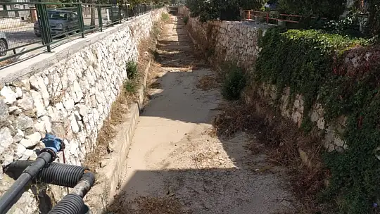 2 Traktör Dolusu Çöp Ve Atık Toplandı