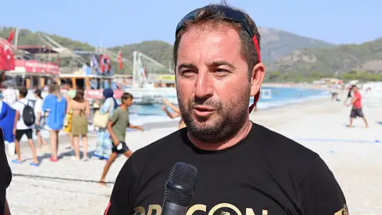 Yolcu Teknelerinde Zafer Bayramı Coşkusu 