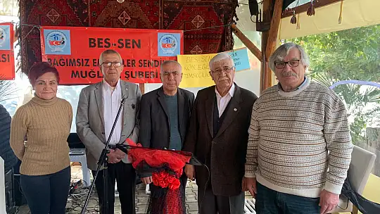 Bağımsız Emekliler Sendikası Üyeleri Bir Araya Geldi