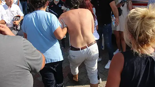 Yangın bölgesindeki oteller tahliye ediliyor