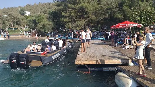 Yangın bölgesindeki oteller tahliye ediliyor