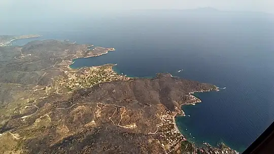 Yangın sonrası siyaha bürünen Muğla gökyüzünden böyle görüntülendi