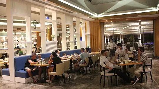 Yangında 80 hektar orman kül oldu