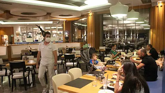 Yangında 80 hektar orman kül oldu