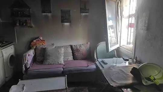 YANGINI SÖNDÜRMEYE ÇALIŞIRKEN YARALANDI