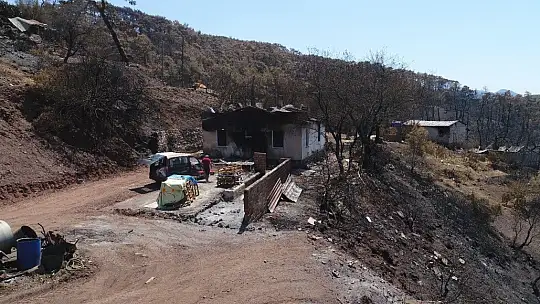 Yangının acı tablosu Marmaris'te havadan görüntülendi
