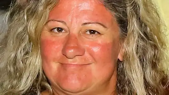 YARIŞTA YAŞAMINI YİTİREN DOKTOR TOPRAĞA VERİLDİ