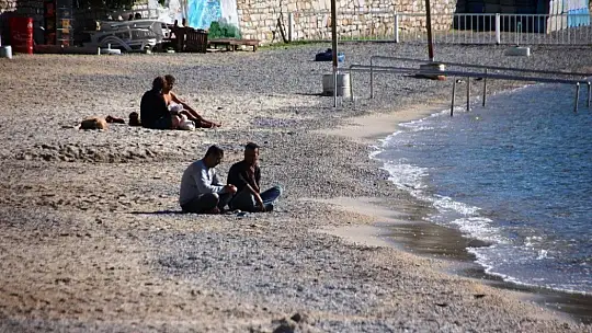 Yasak bile denize girmelerine engel olamadı