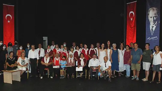 Yaşlı çınarlar, yanan ormanlar için sahneye çıktı