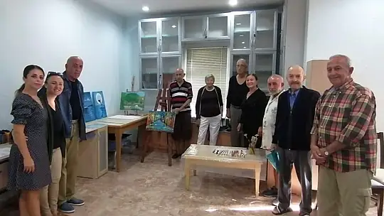 Yaşlılar Günü'nde huzurevi sakinleri yalnız bırakılmadı