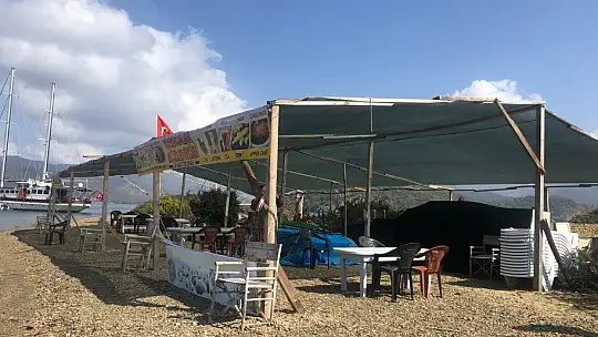 Yassıca adasında tespit edilen kaçak yapı yıkıldı