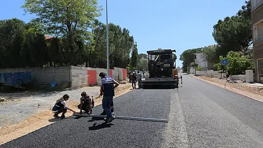 Yatağan'da birinci etapta sıcak asfaltlama yapılıyor