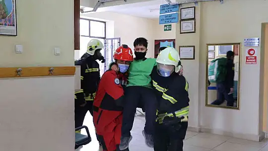 Yatağan Kıbrıs İlkokulu'nda tahliye tatbikatı yapıldı