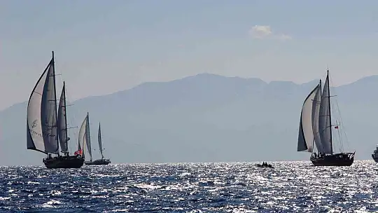 Yelkenler açıldı, rota Çökertme Koyu'na çevrildi
