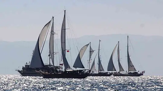 Yelkenler açıldı, rota Çökertme Koyu'na çevrildi