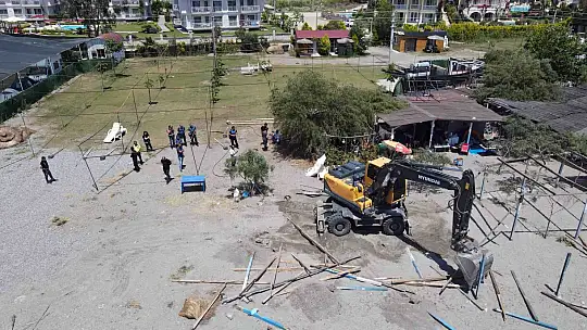 Alim Karaca, 'Halkın Olanı Halka Teslim Edeceğiz'