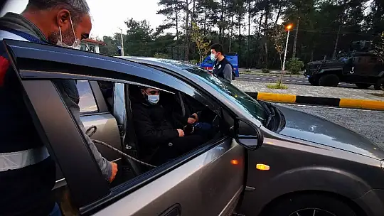 Yılbaşı öncesi Marmaris'e ve Datça'ya giriş yapan tüm araçlar denetleniyor