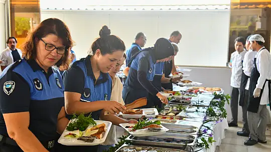Başkan Karaca, Zabıta ekipleriyle kahvaltıda bir araya geldi