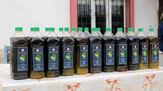 Zeytinyağları ihtiyaç sahiplerine ulaştırılıyor