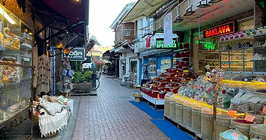 Fethiye Paspatur Çarşısı, sezon sonrası sessizliğe büründü