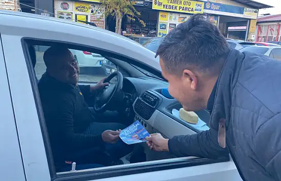 Ak Parti Kapı Kapı Gezip, Halkı Bilgilendirdi