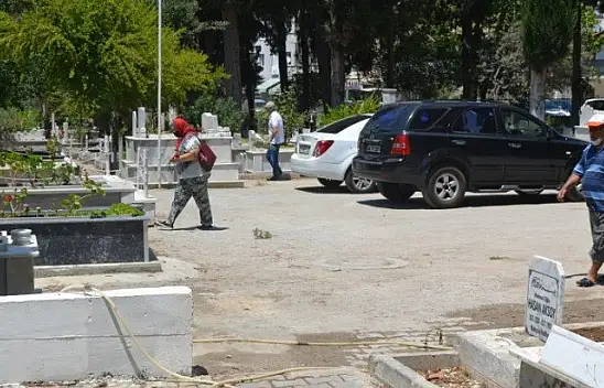 Bolelli, 'Arefe Günü geleneksel görevimizi yerine getiriyoruz'