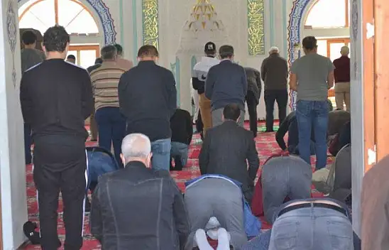 Camilerde bayram namazı kılınacak