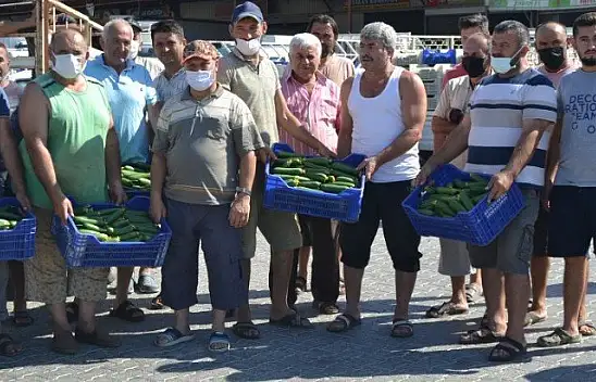 Çiftçi Özer Çakal, 'Çiftçinin emekleri ile bu kadar oynamasınlar'