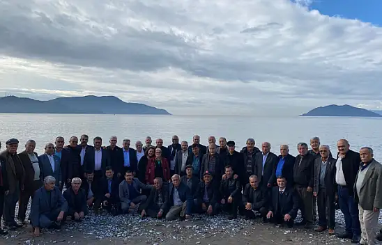 ESKİ VE YENİ MUHTARLAR KAHVALTIDA BİR ARAYA GELDİ