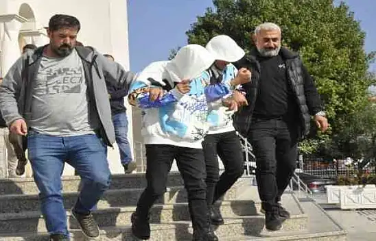 FETHİYE'DE 220 BİN LİRALIK CEP TELEFONU ÇALAN HIRSIZLAR TUTUKLANDI