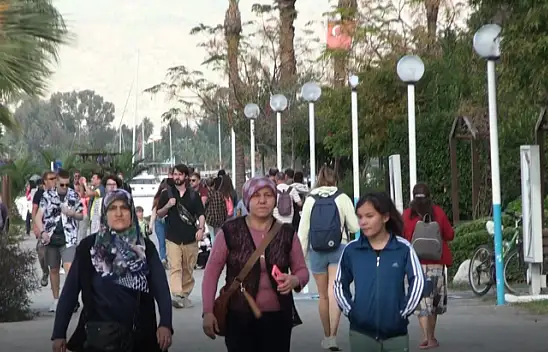 FETHİYE'DE SICAK HAVA YOĞUNLUĞU