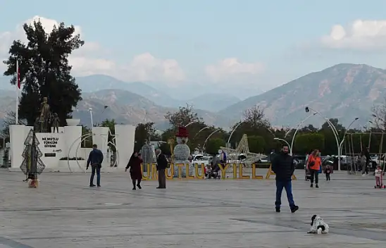 FETHİYE YENİ YILA HAZIRLANIYOR